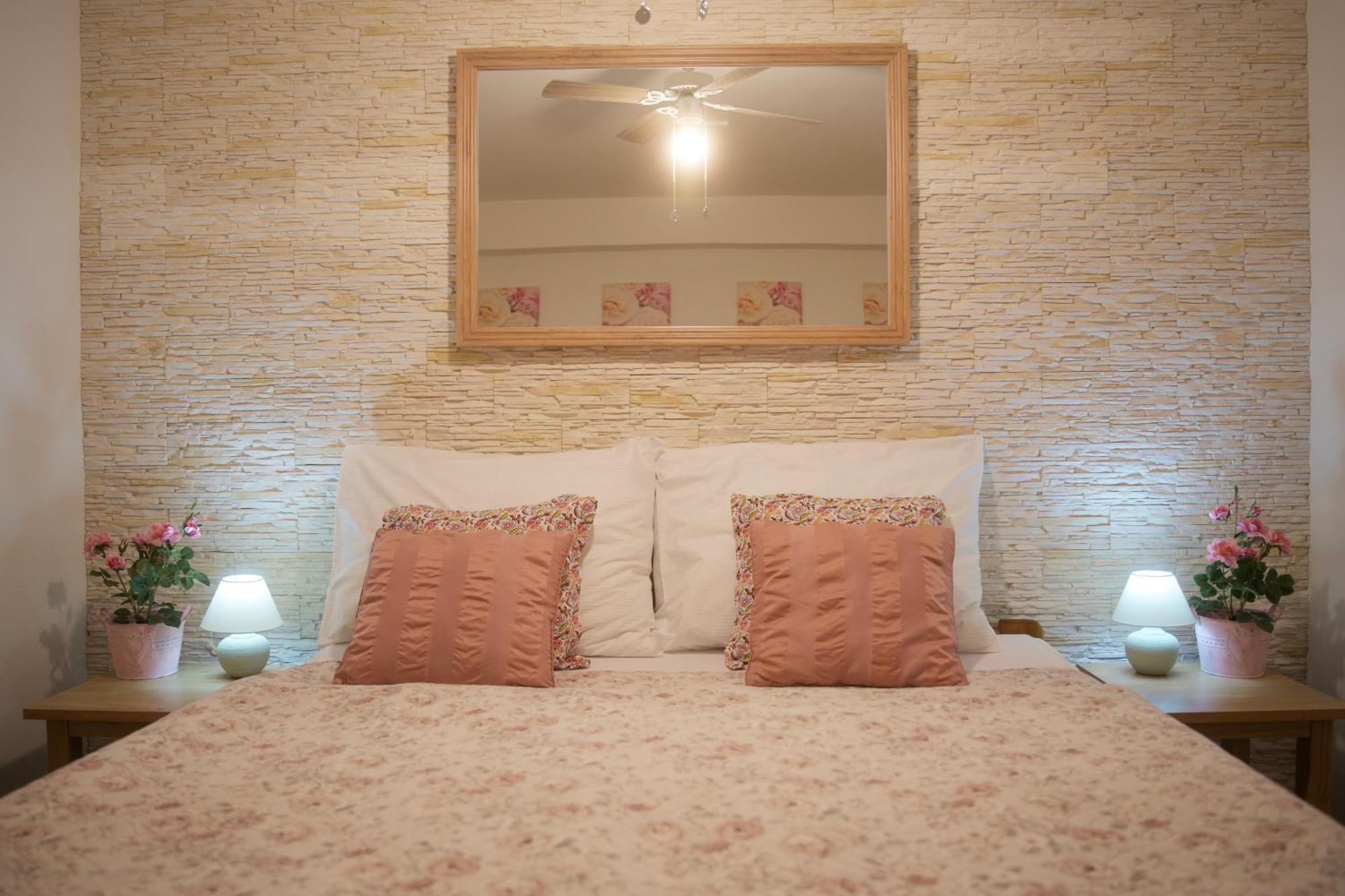 Hotel Marcincak*** Mikulov Extérieur photo